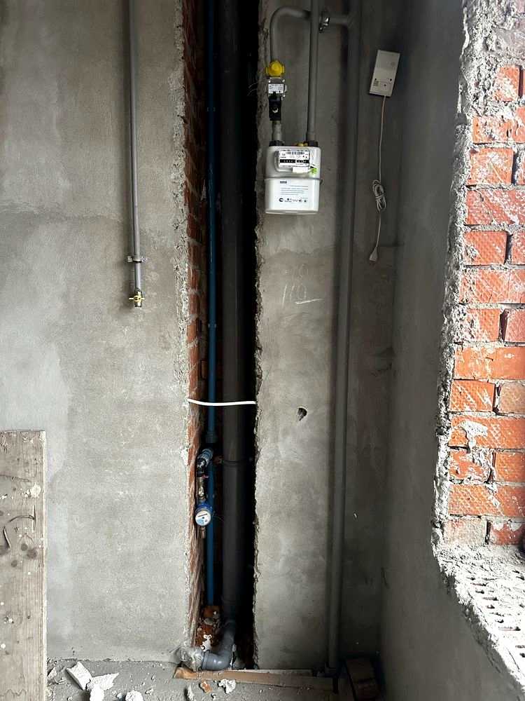 1872782865034463