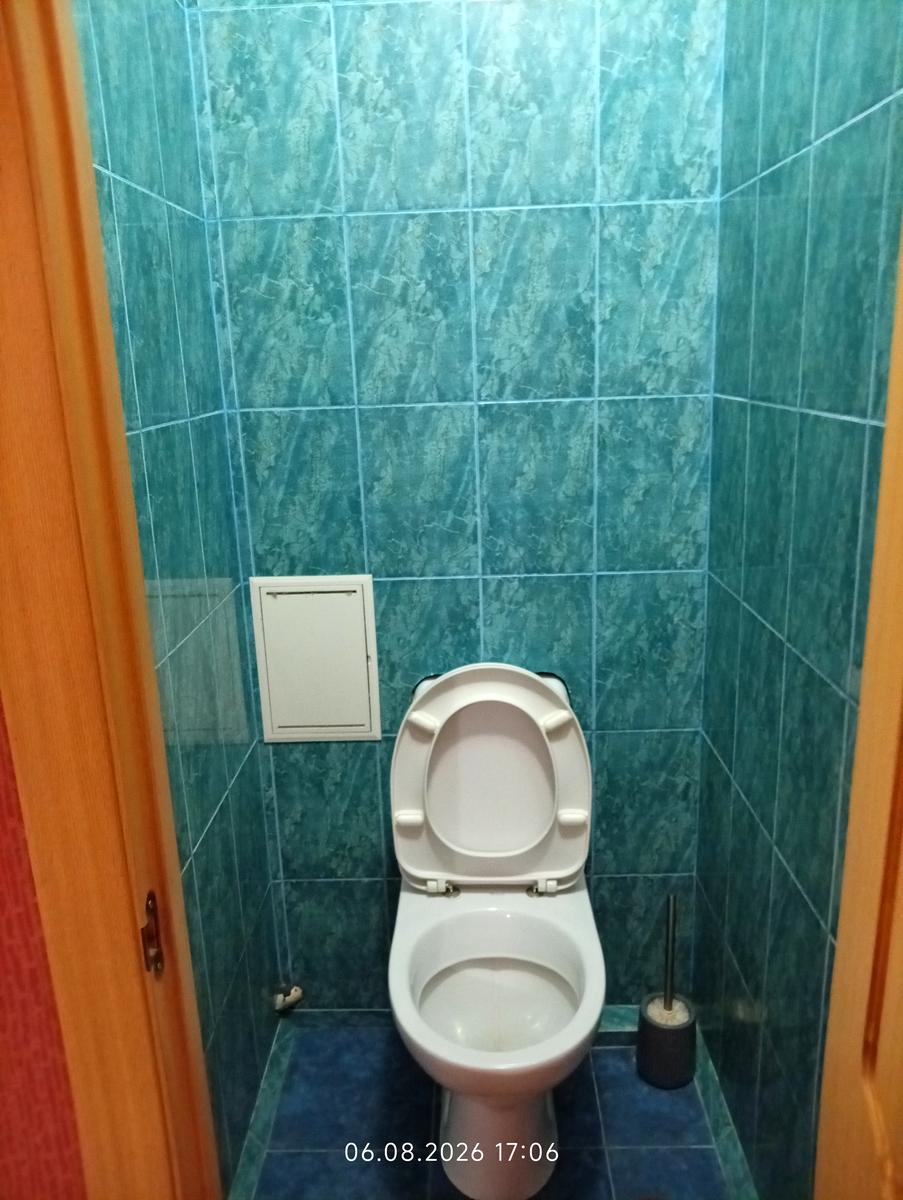 1872784738031852