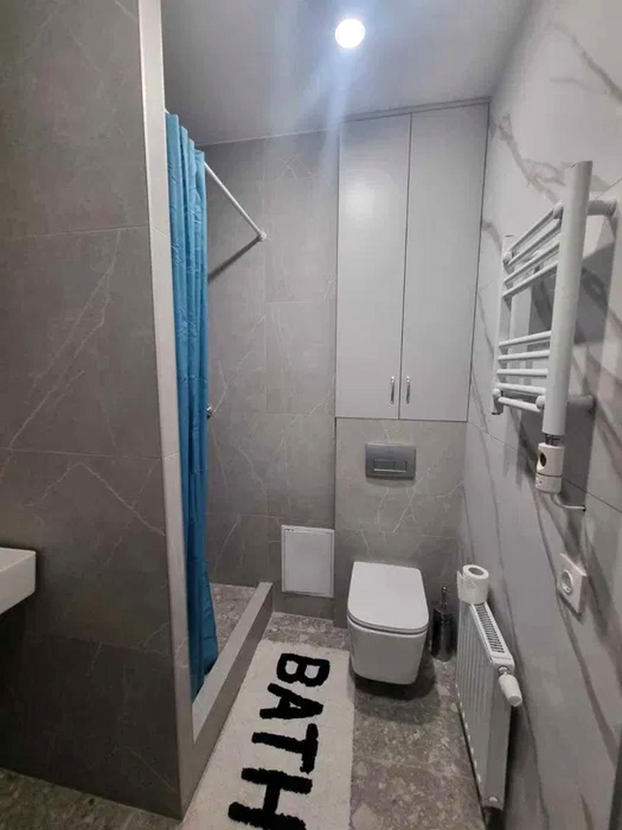 1872789131028542