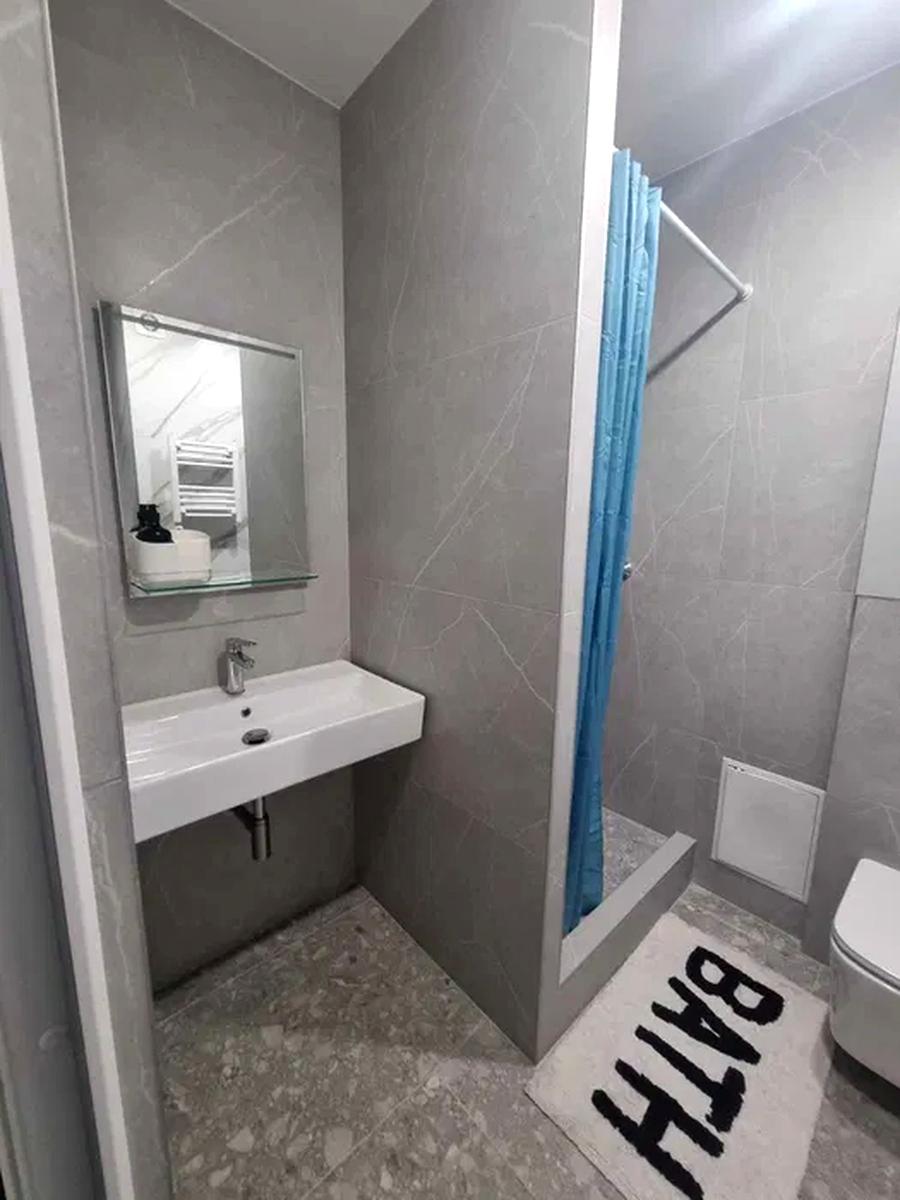 1872789131539159