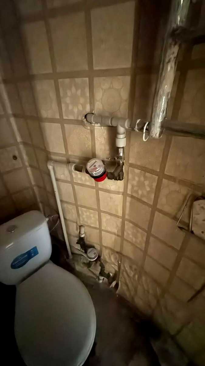 1872797618809800