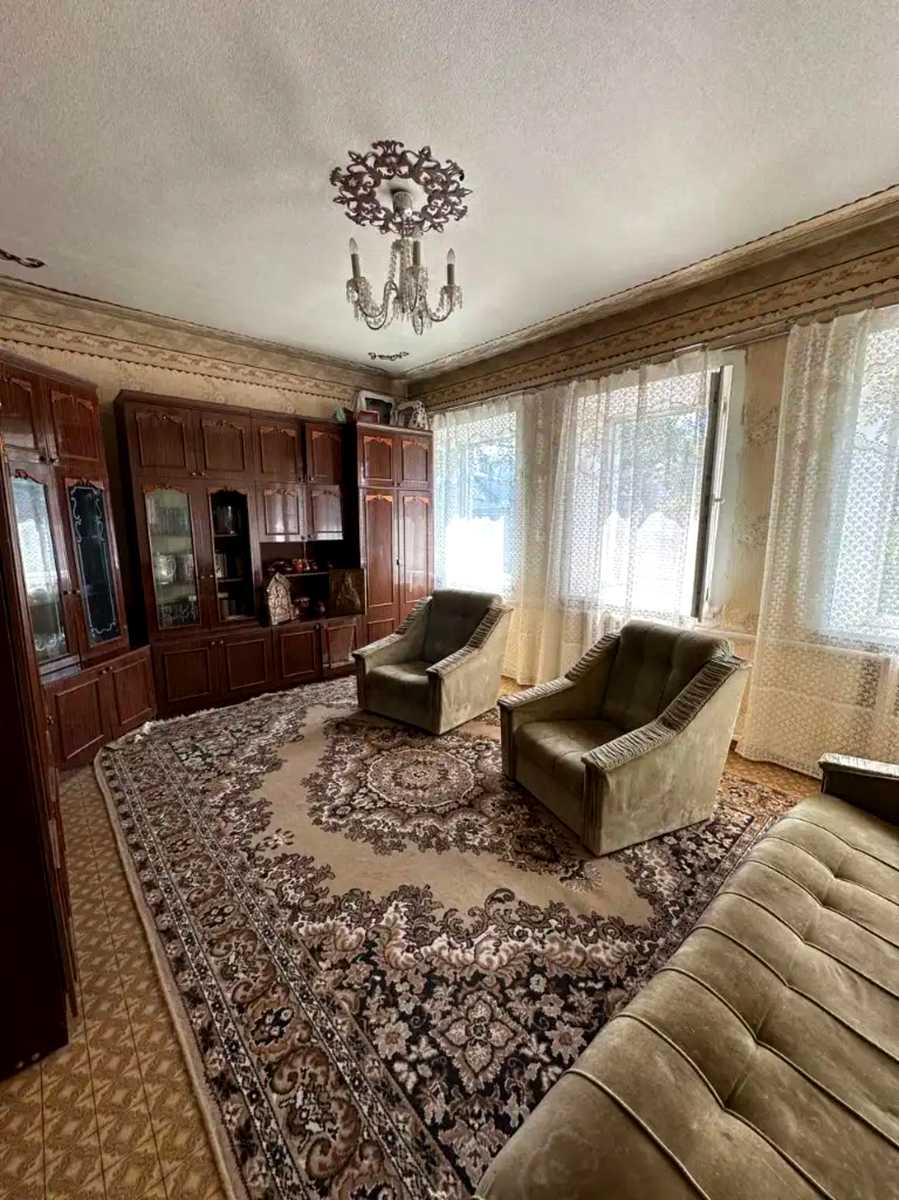 1872837156365596