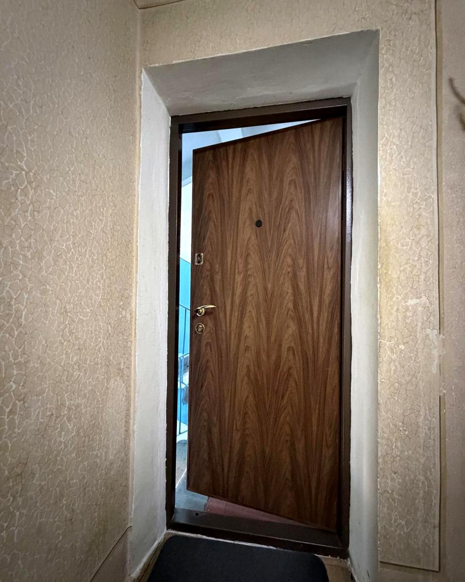 1872844542394542
