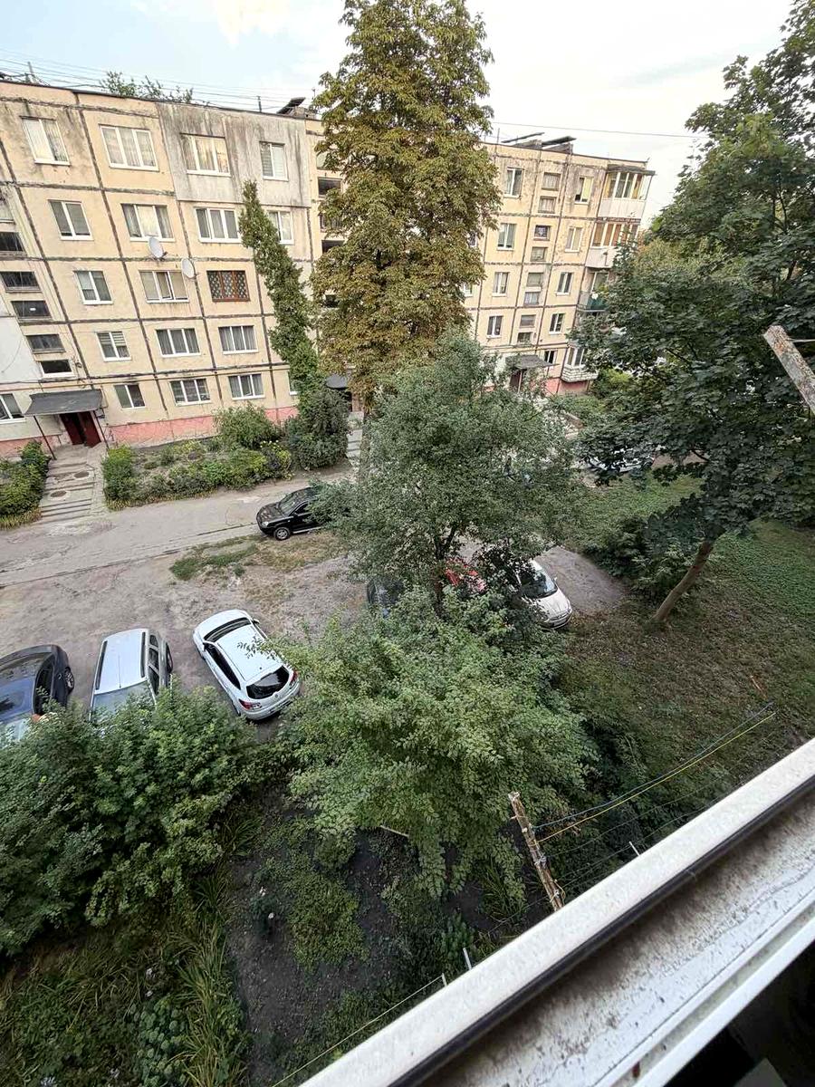 1872844734886338