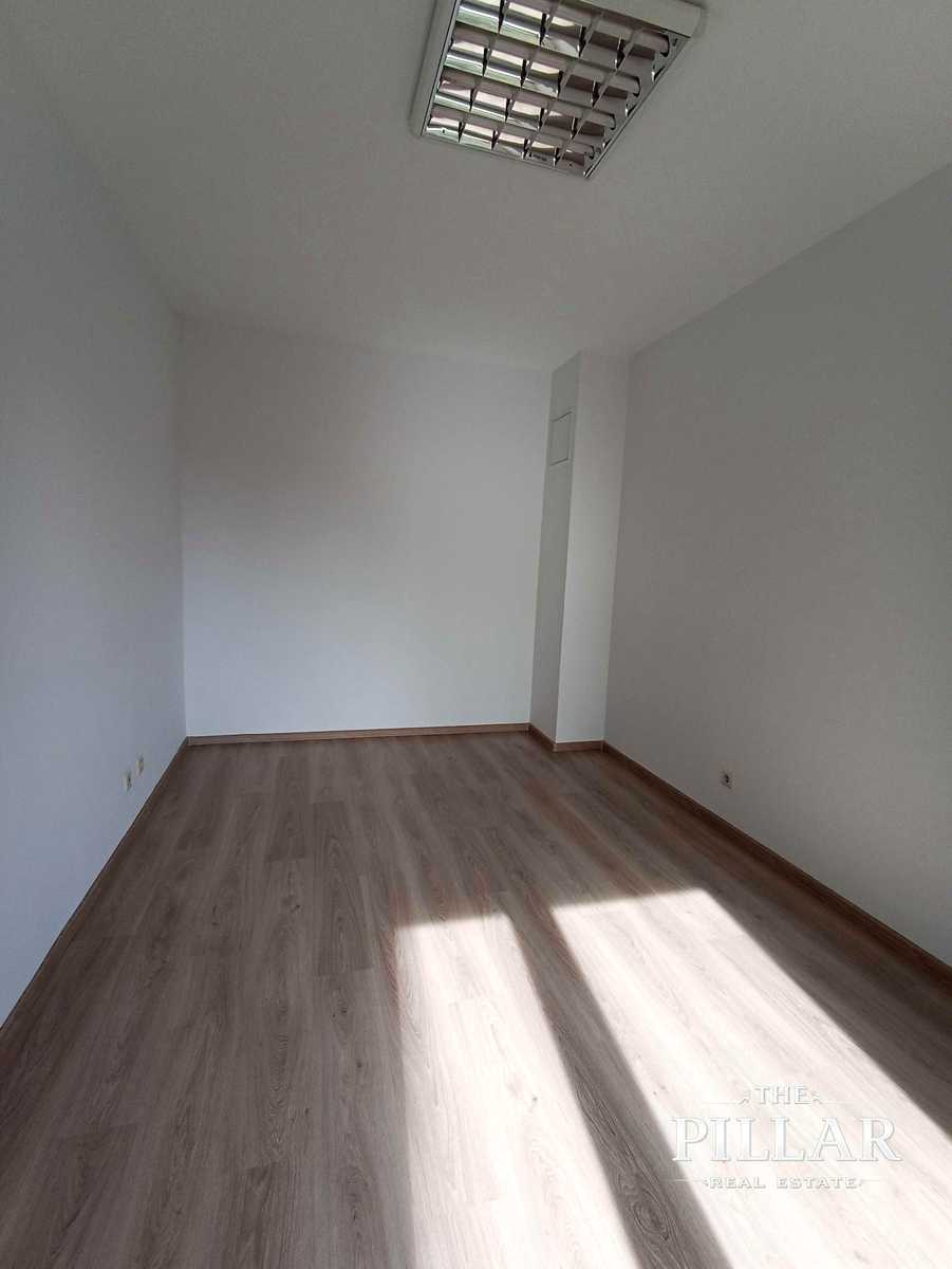 1872846973672486