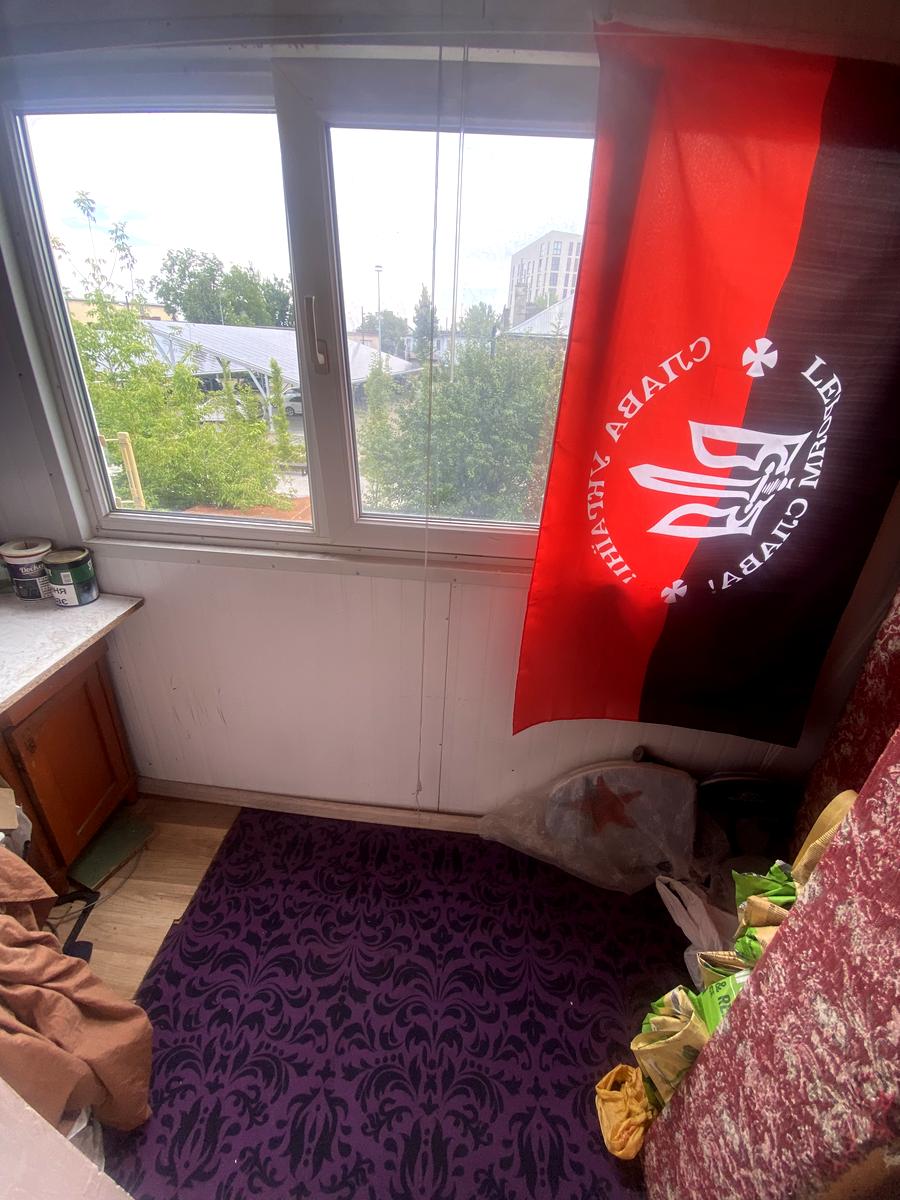 1872848162244793