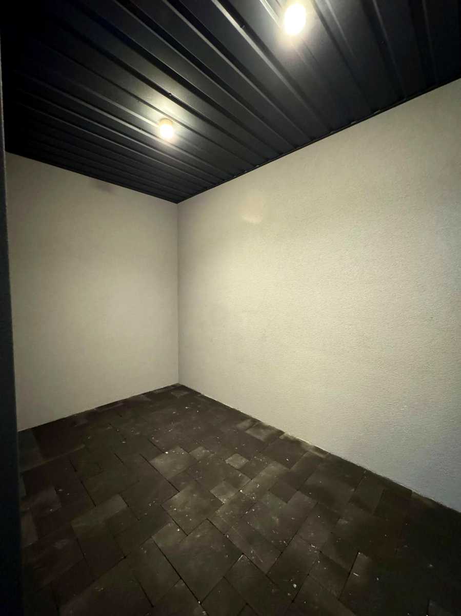 1872851702453715