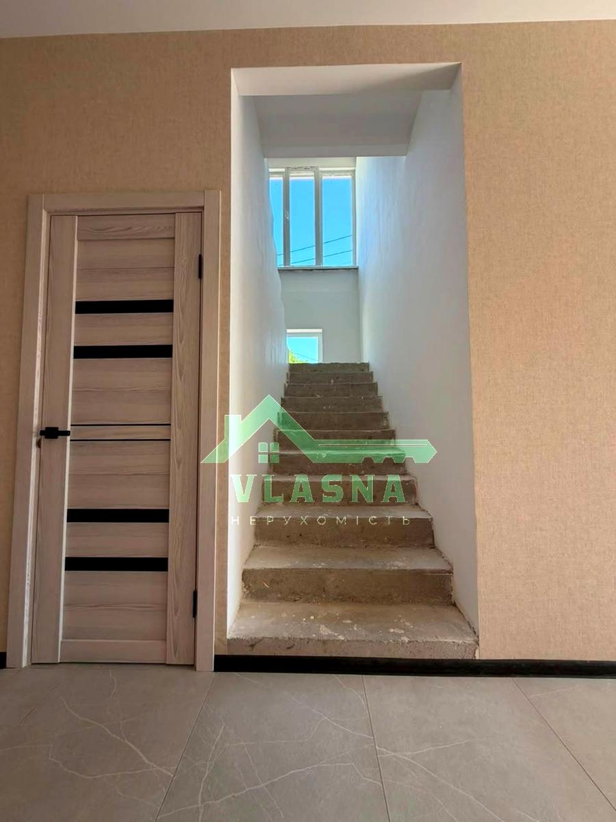 1872853597751114