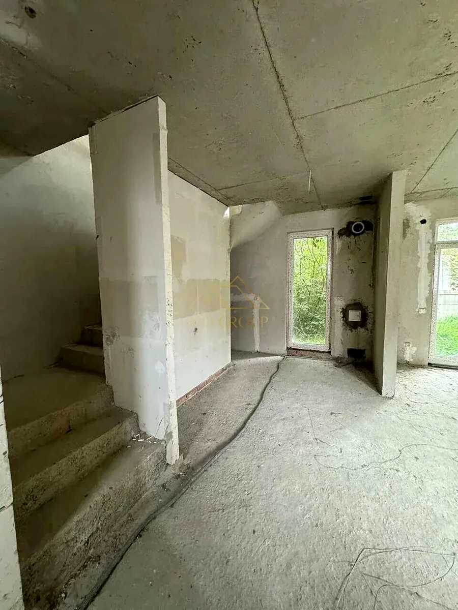 1872854039927282.jpg