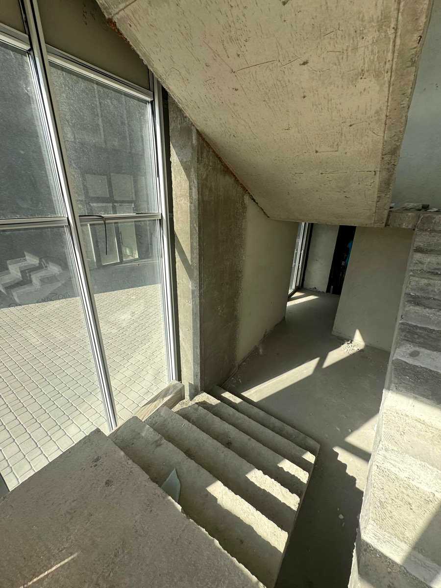 1872854429057726