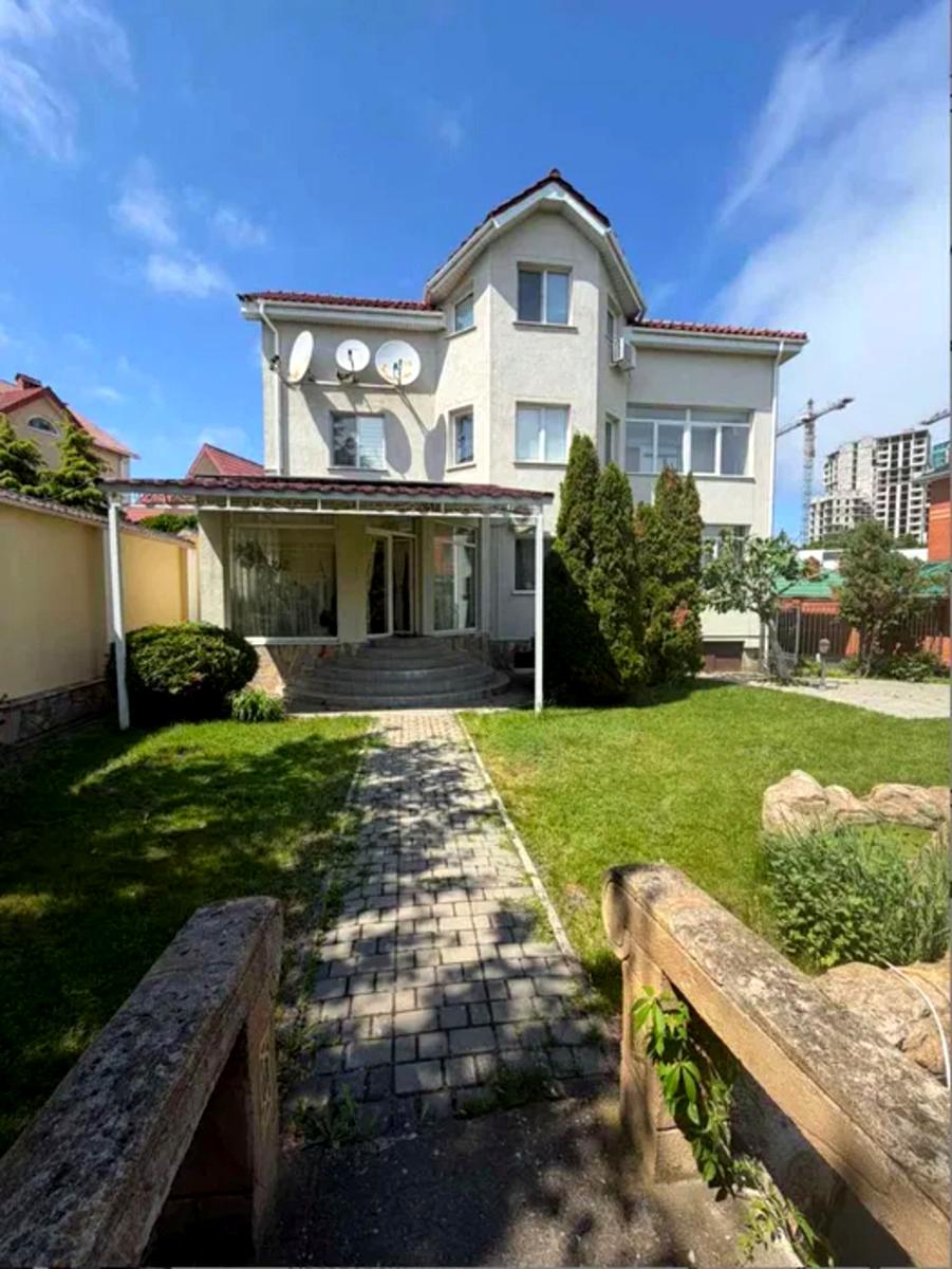 Будинок за адресою вул. Яхненка Семена (площа 375 м²) - фото 2 Будинок за адресою вул. Яхненка Семена (площа 375 м²) - Atlanta.ua - фото 2