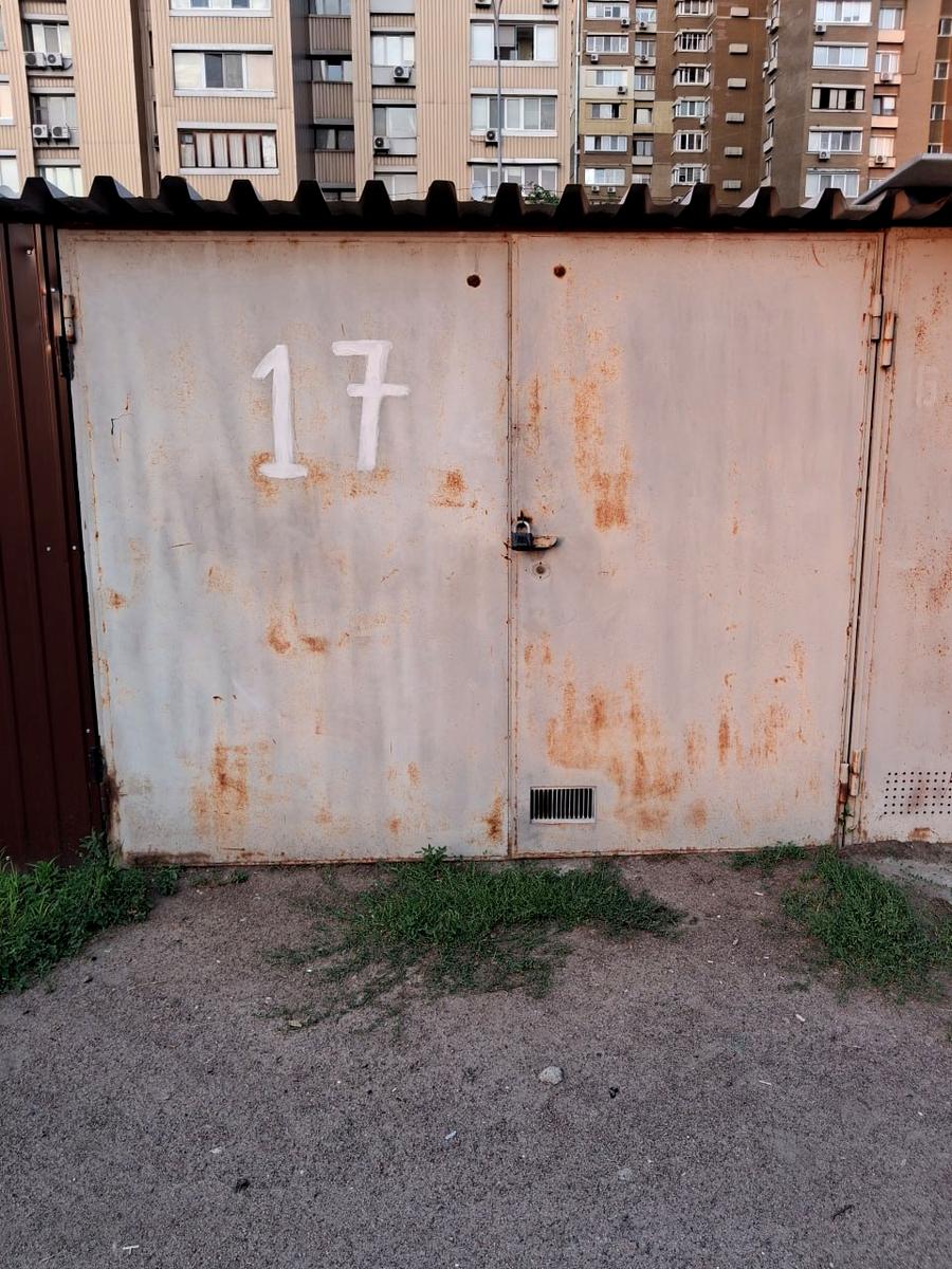 1872858292221553