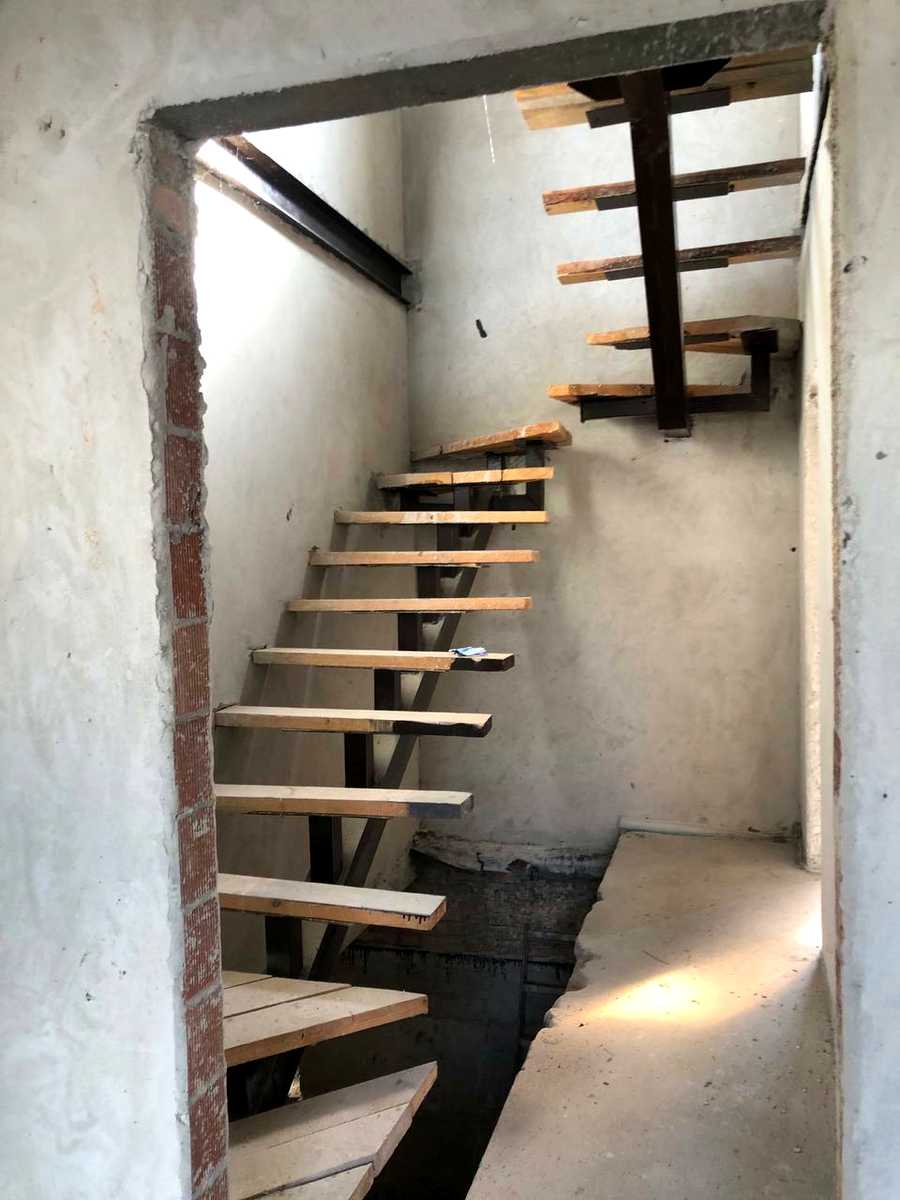 1872861452888178