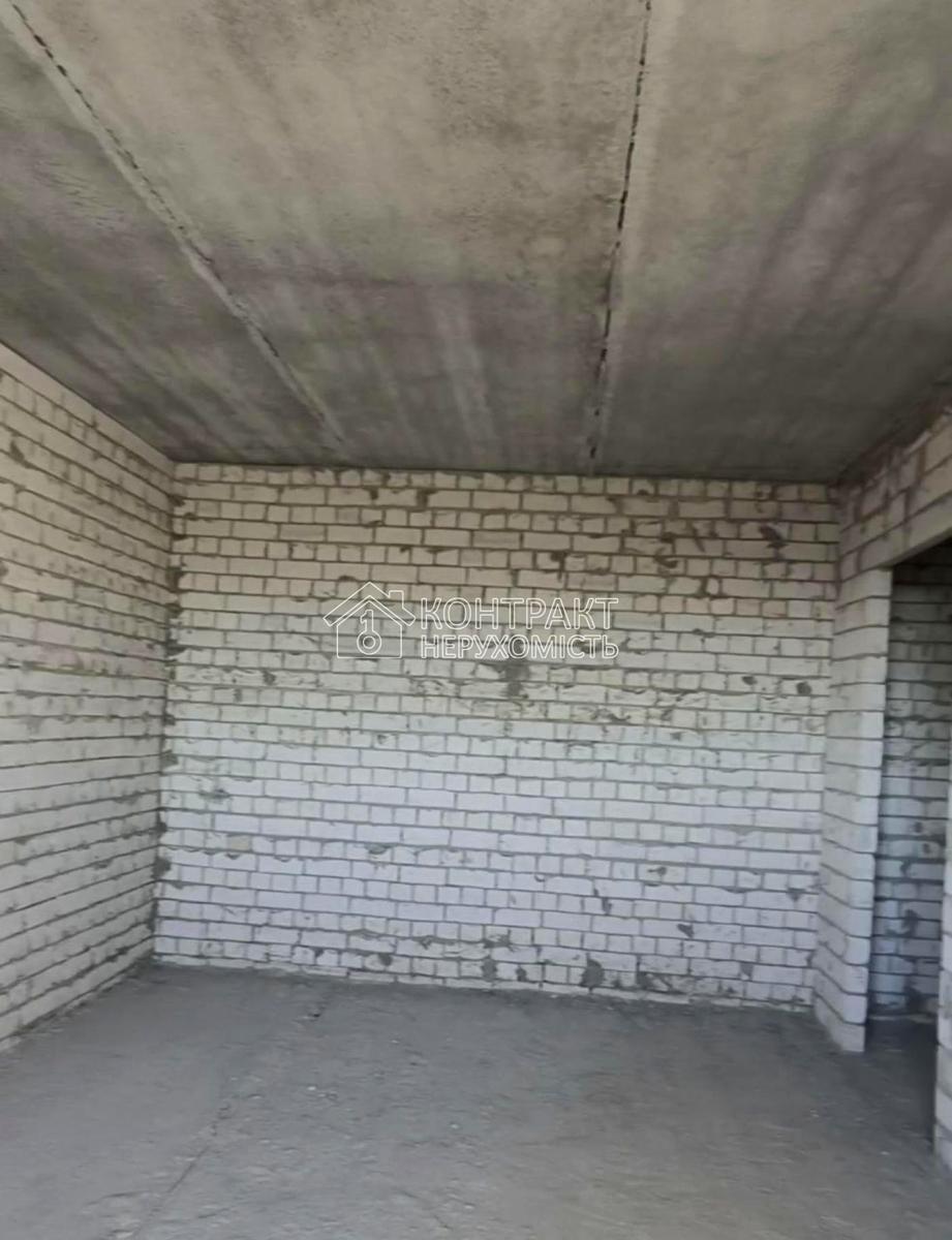 1872862820310734