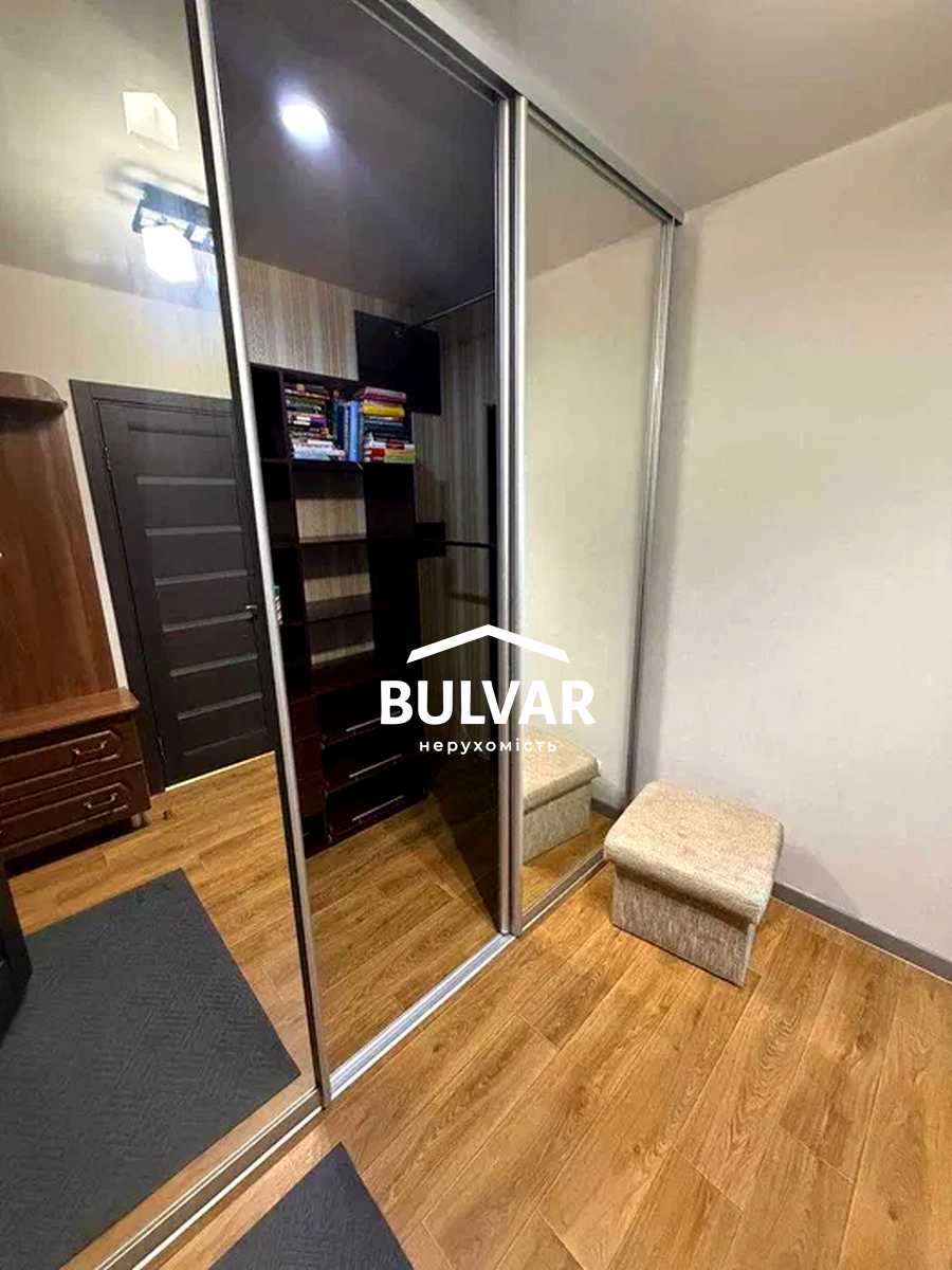 1872863701100079