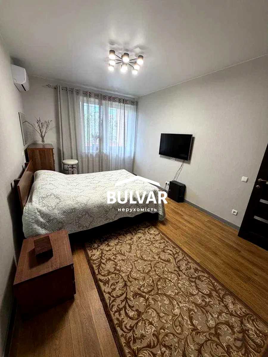 1872863701239625