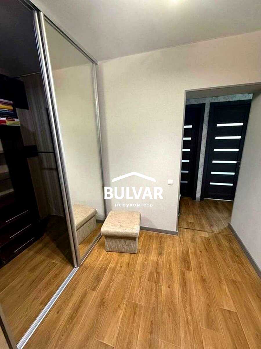1872863703349503