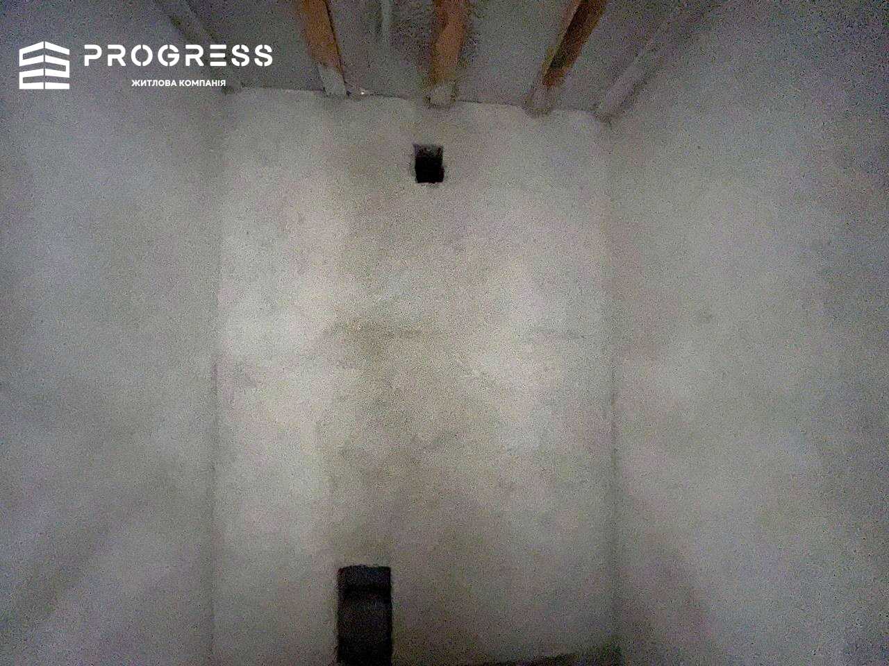 1872867718643835