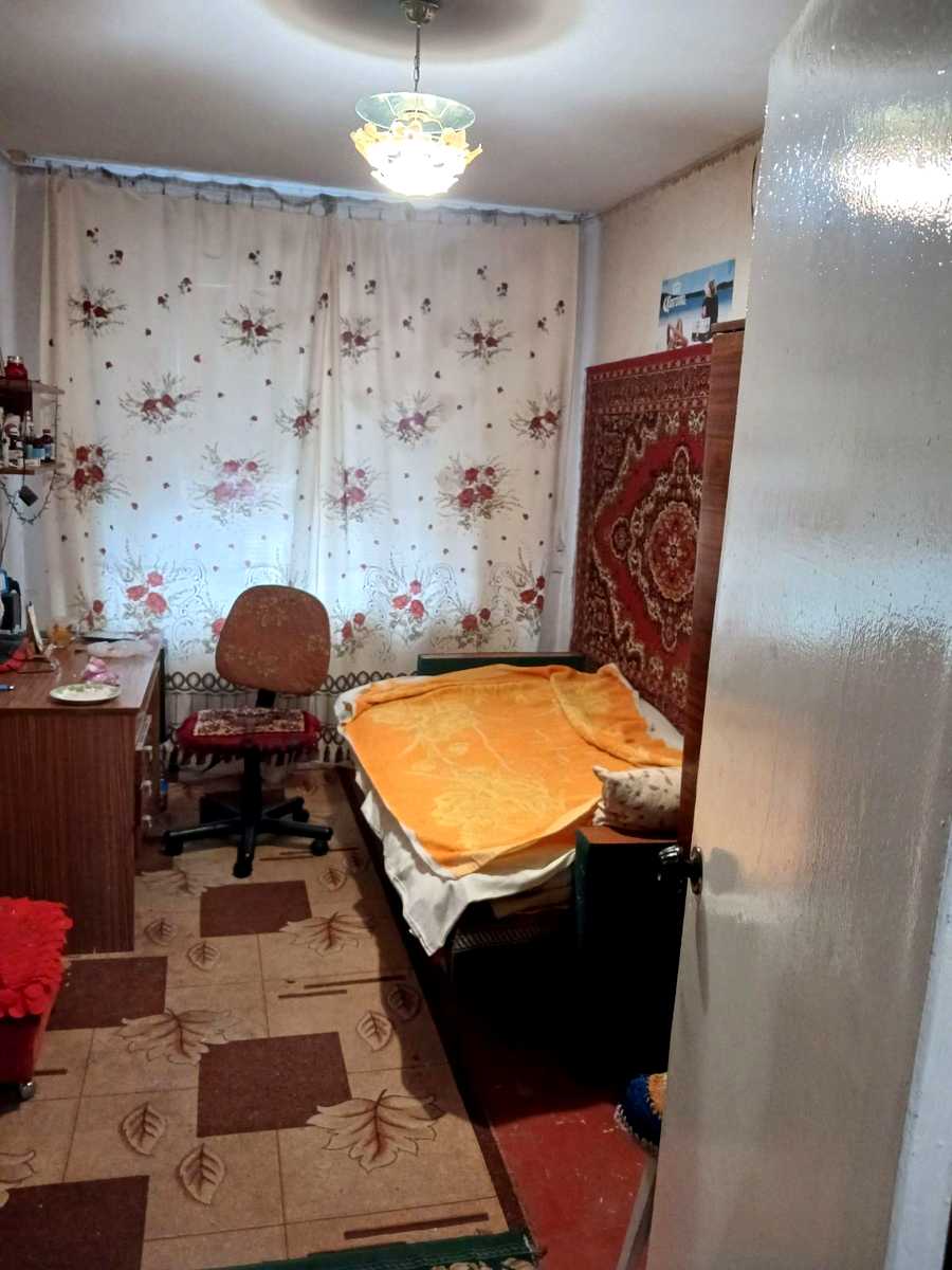 1872868825370426