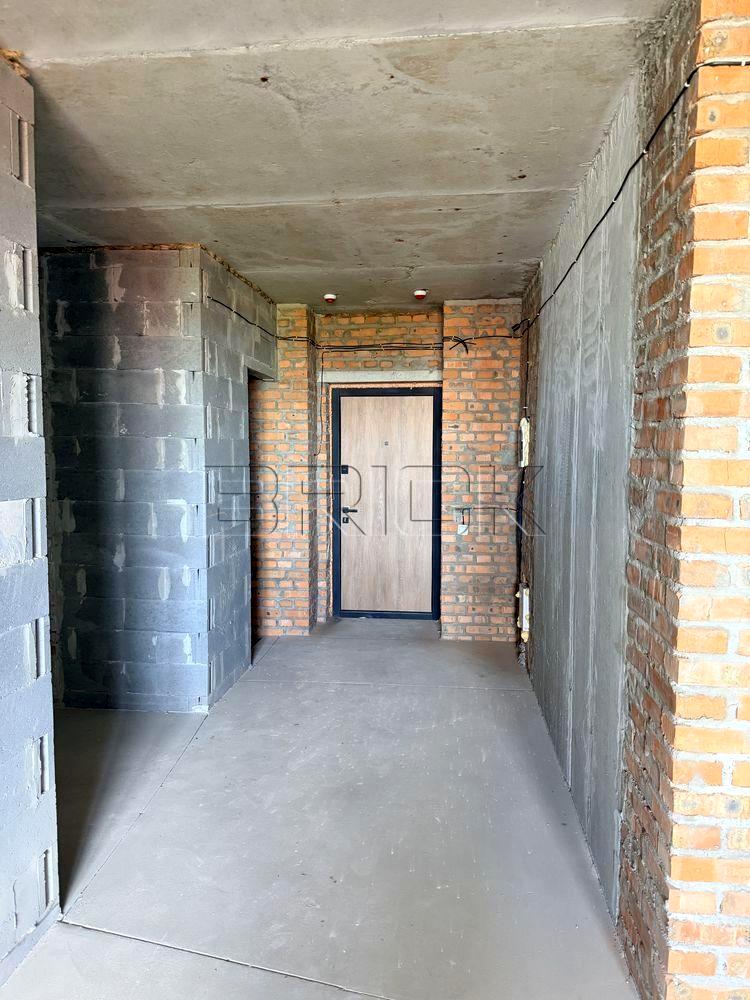 1872869089113892