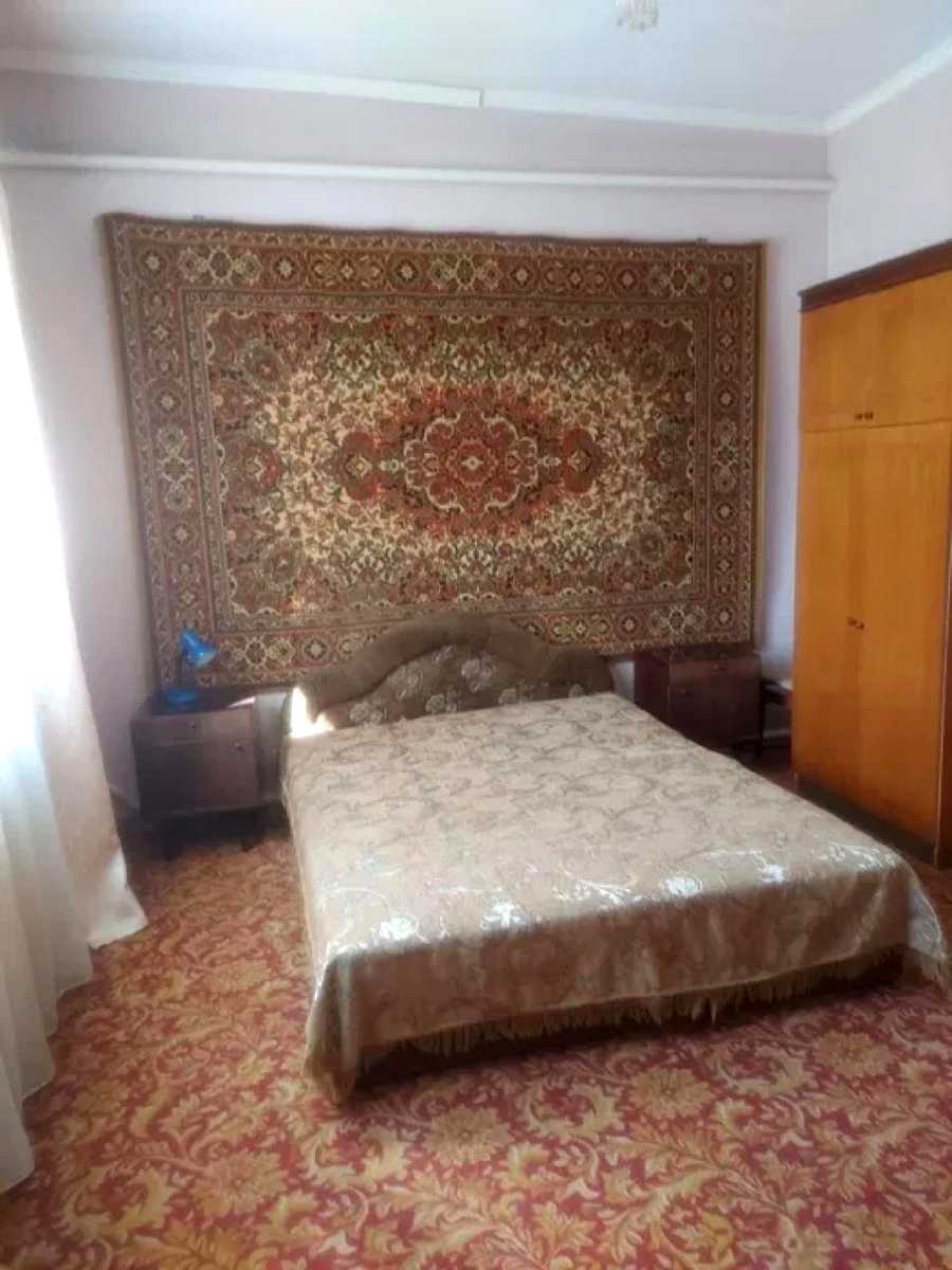1872869397026074
