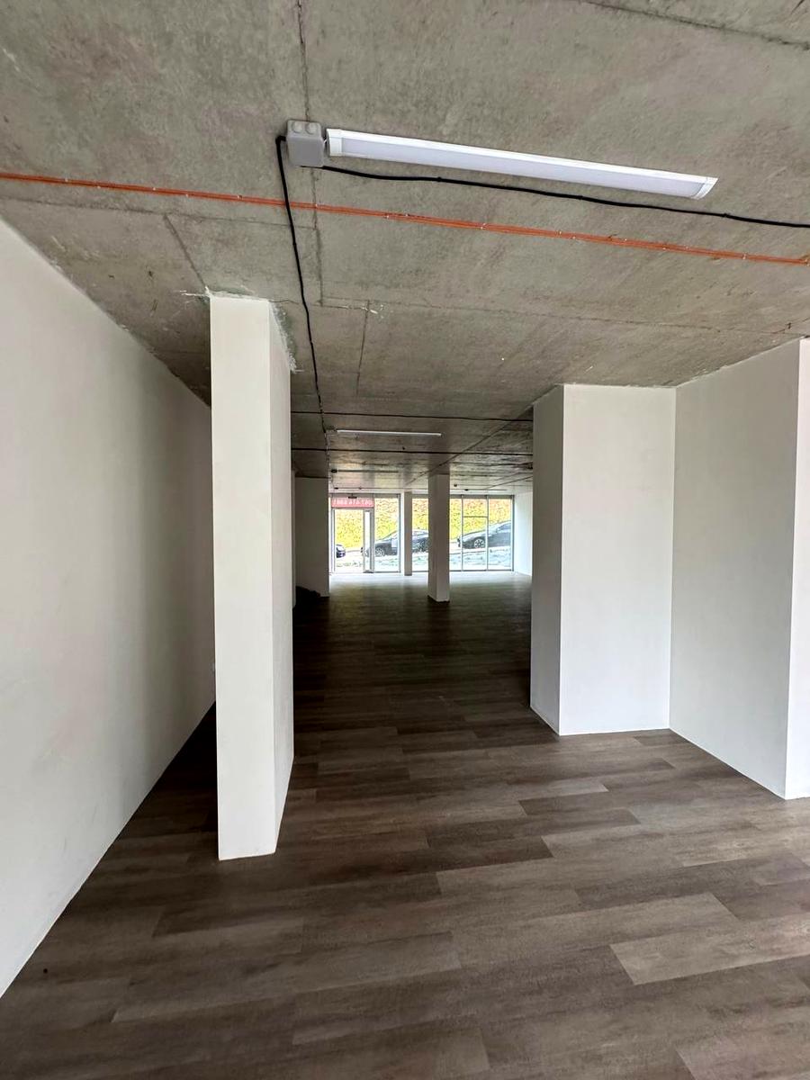 1872870711595365