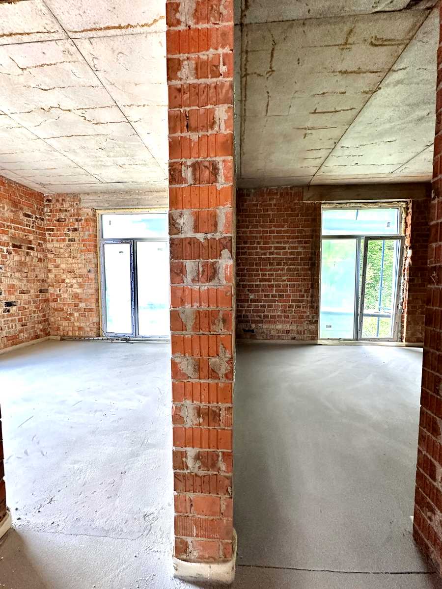 1872873261244567
