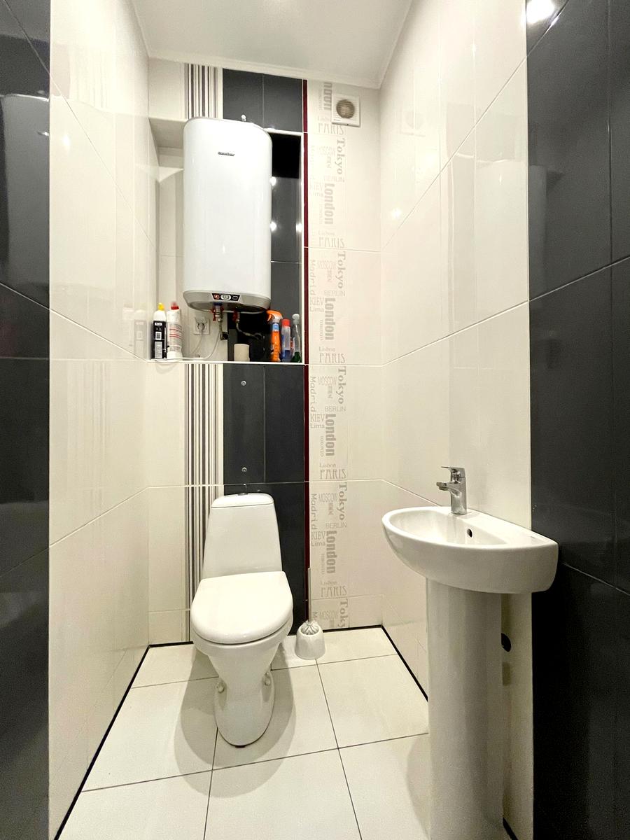 1872874754512997