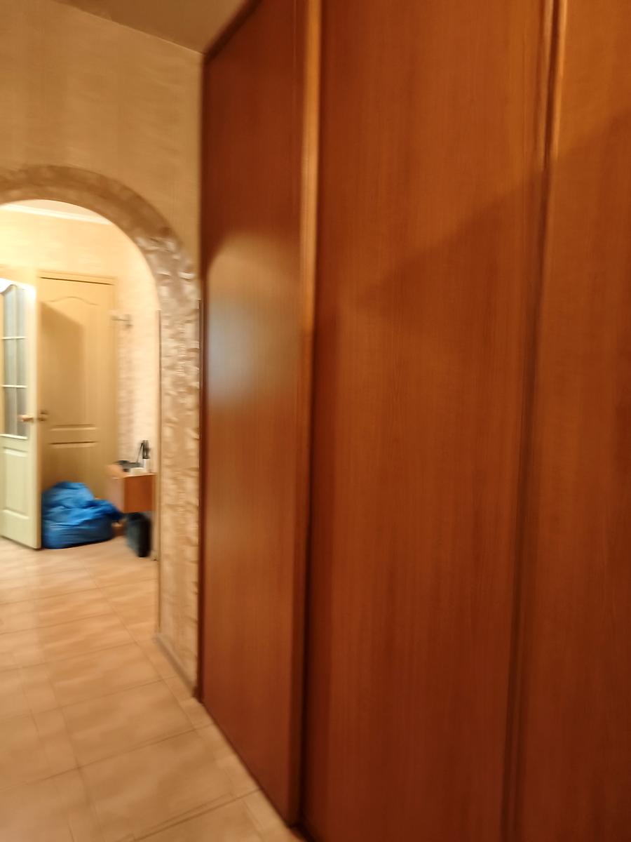 1872874953836282