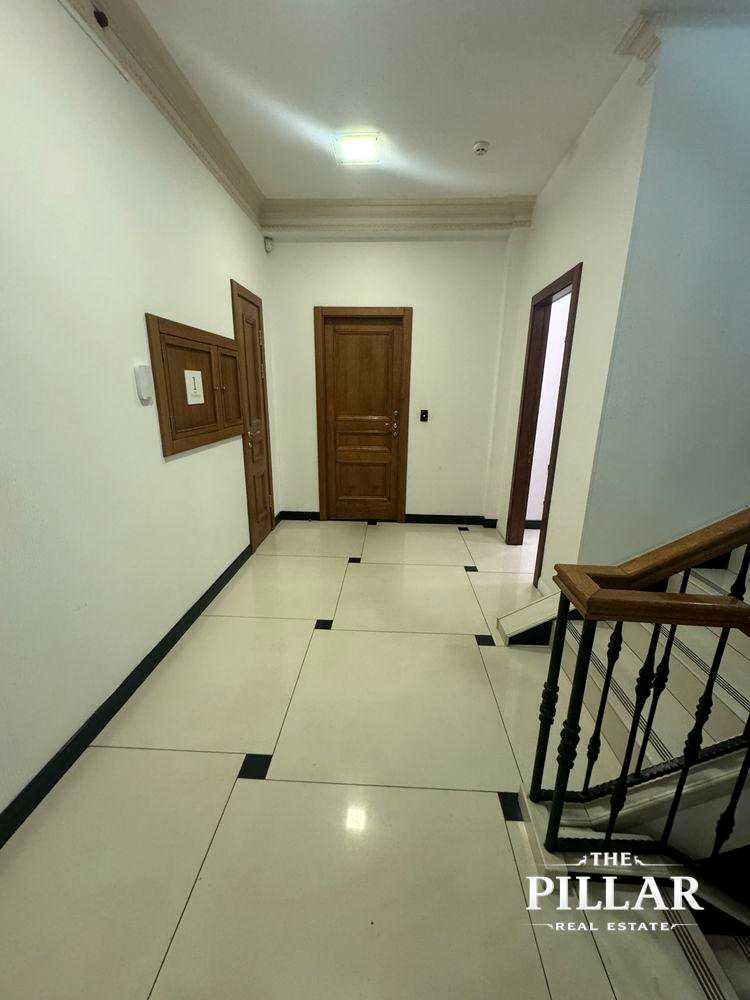1872878219700070