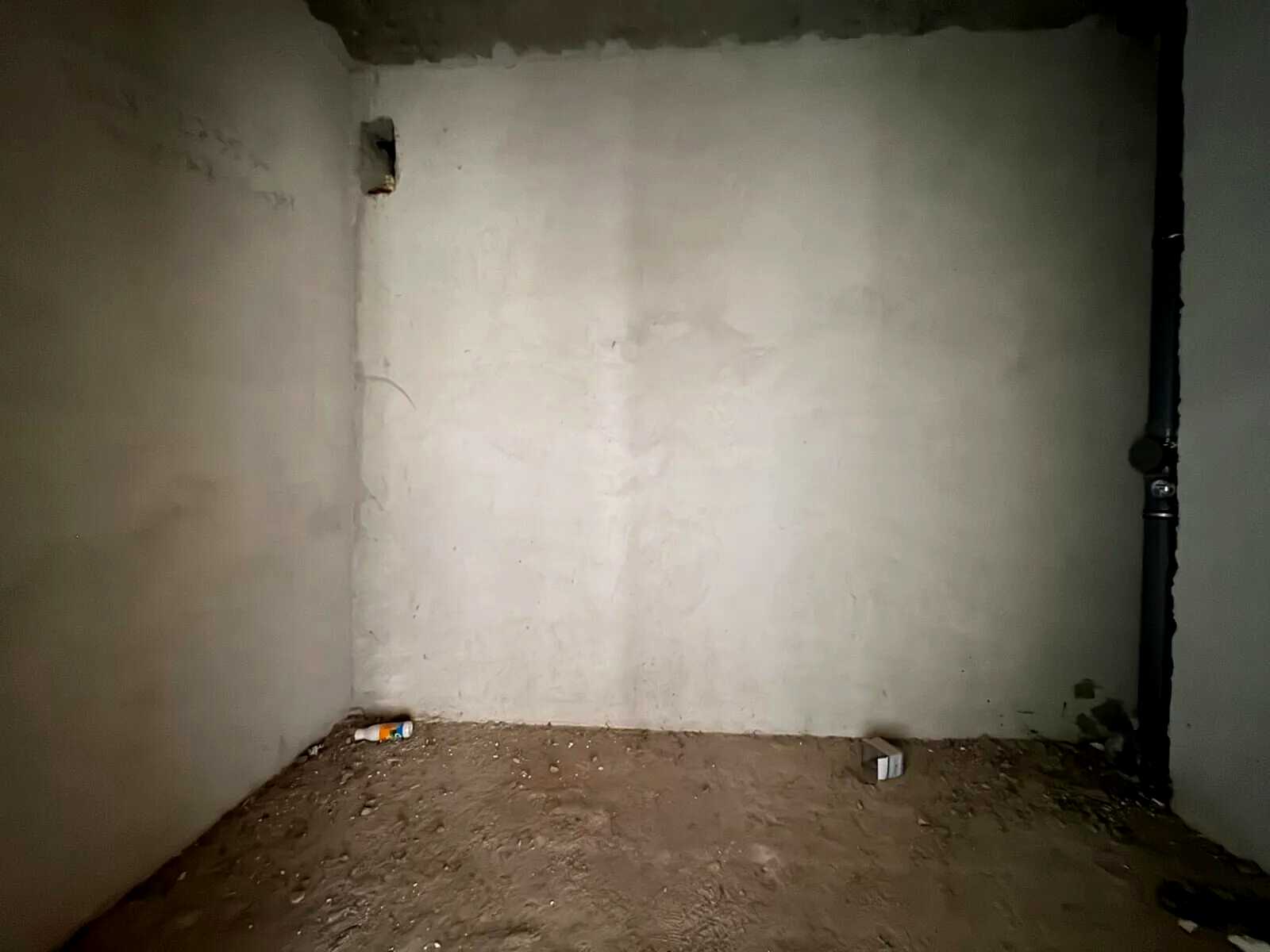 1872878461605307