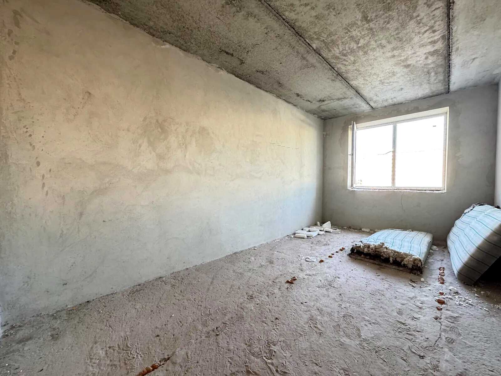 1872878461698959