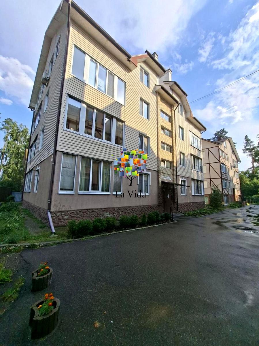 1872883731013440