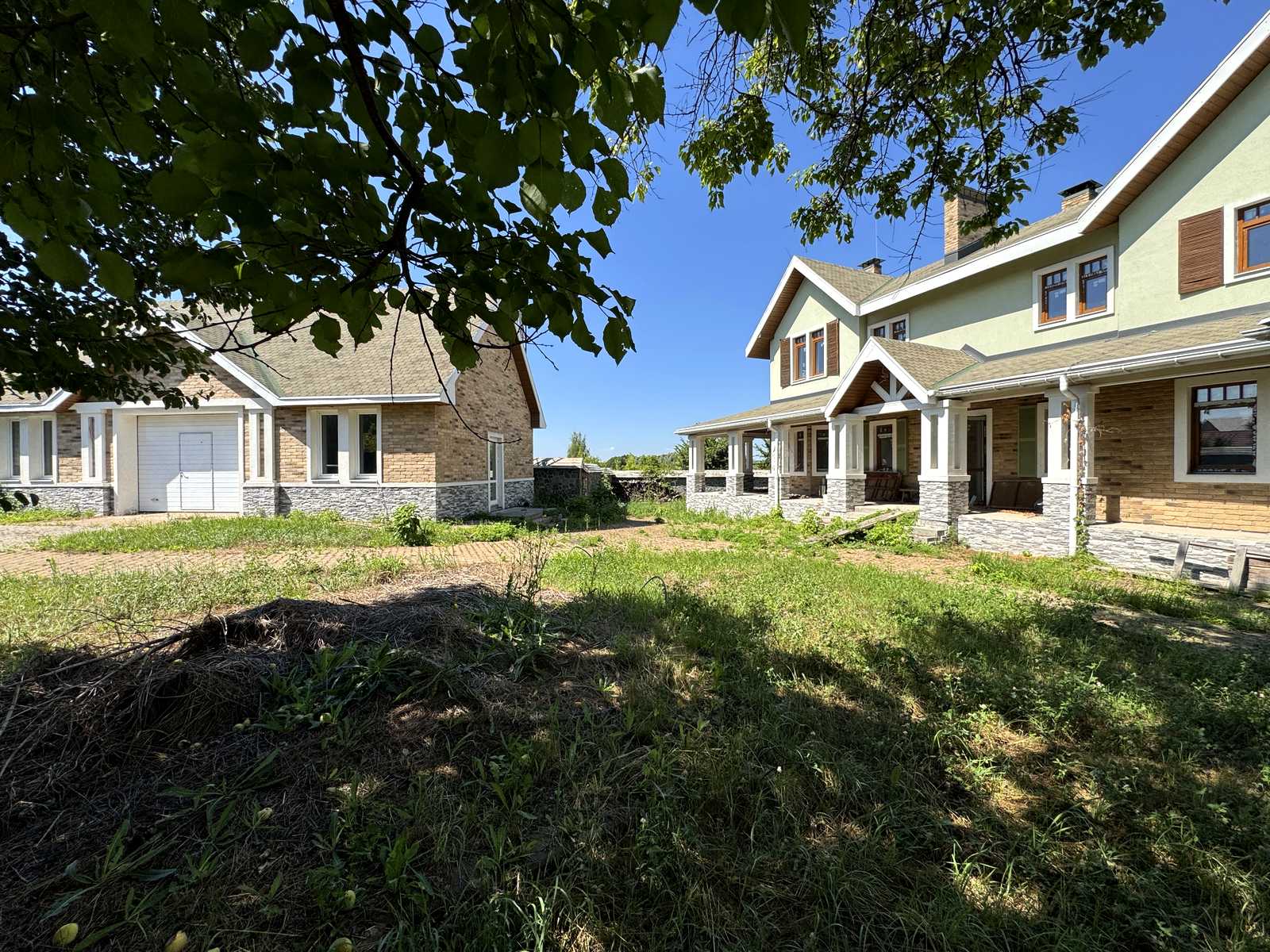 1872888628256634