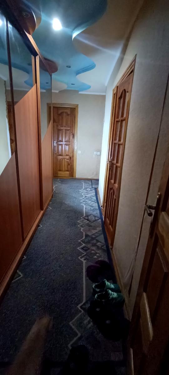 1872895649742147