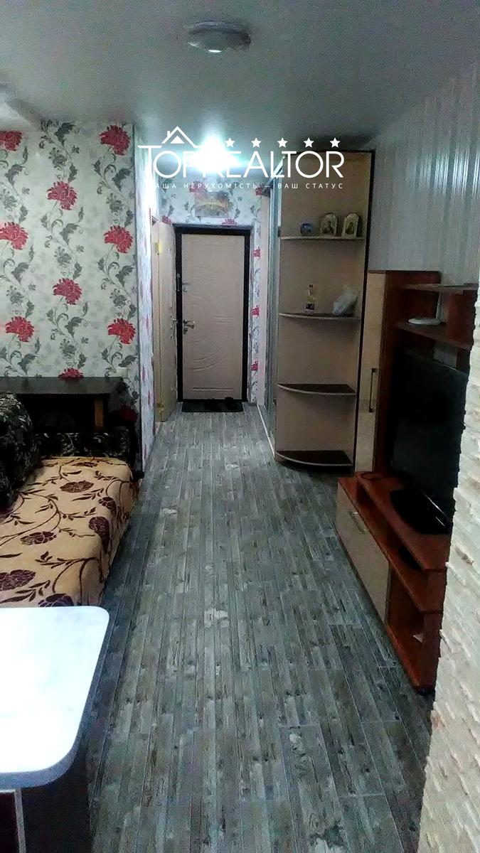 1872897895640391