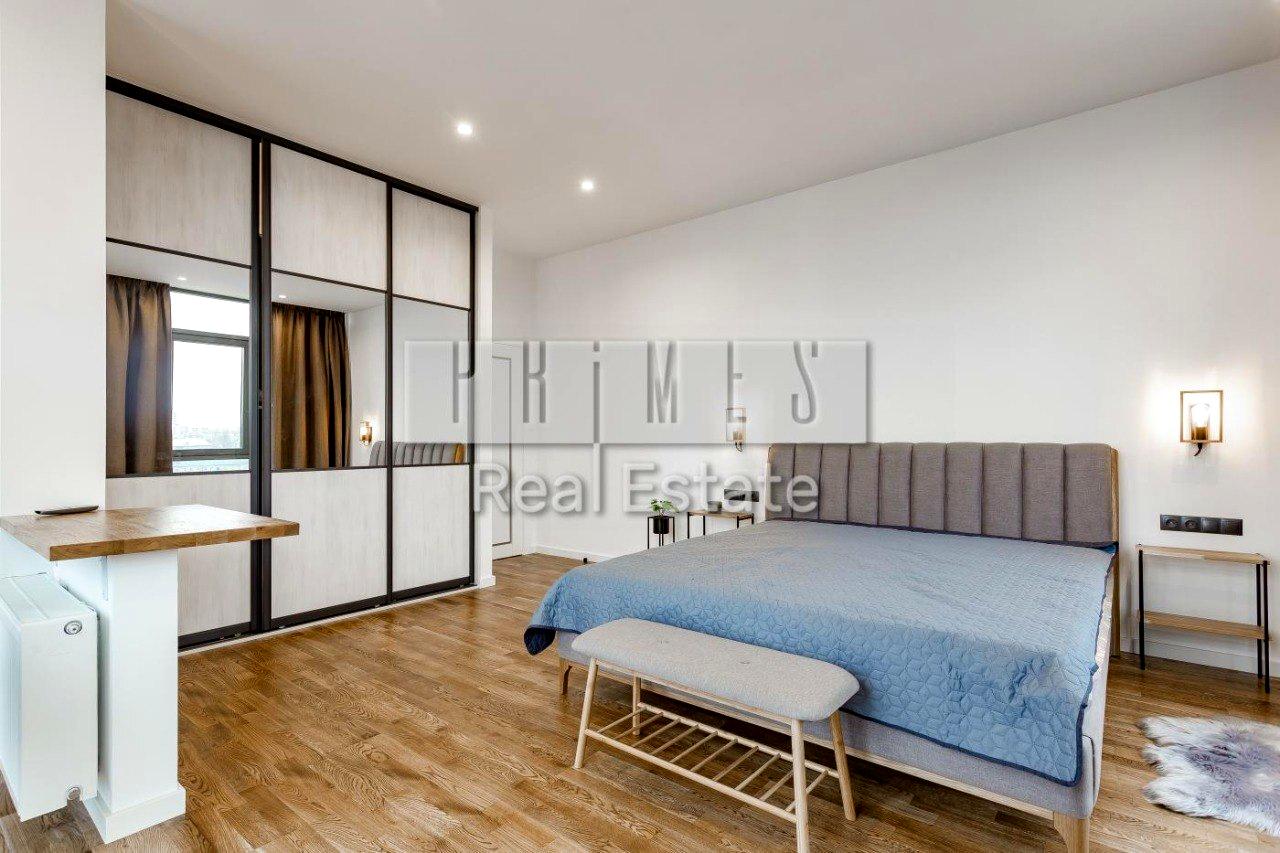 1872944317708109