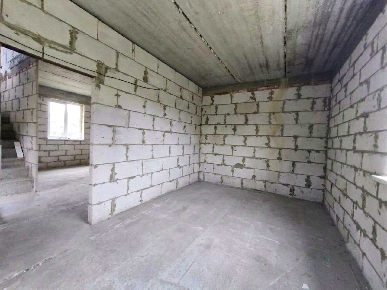 1872947461425718