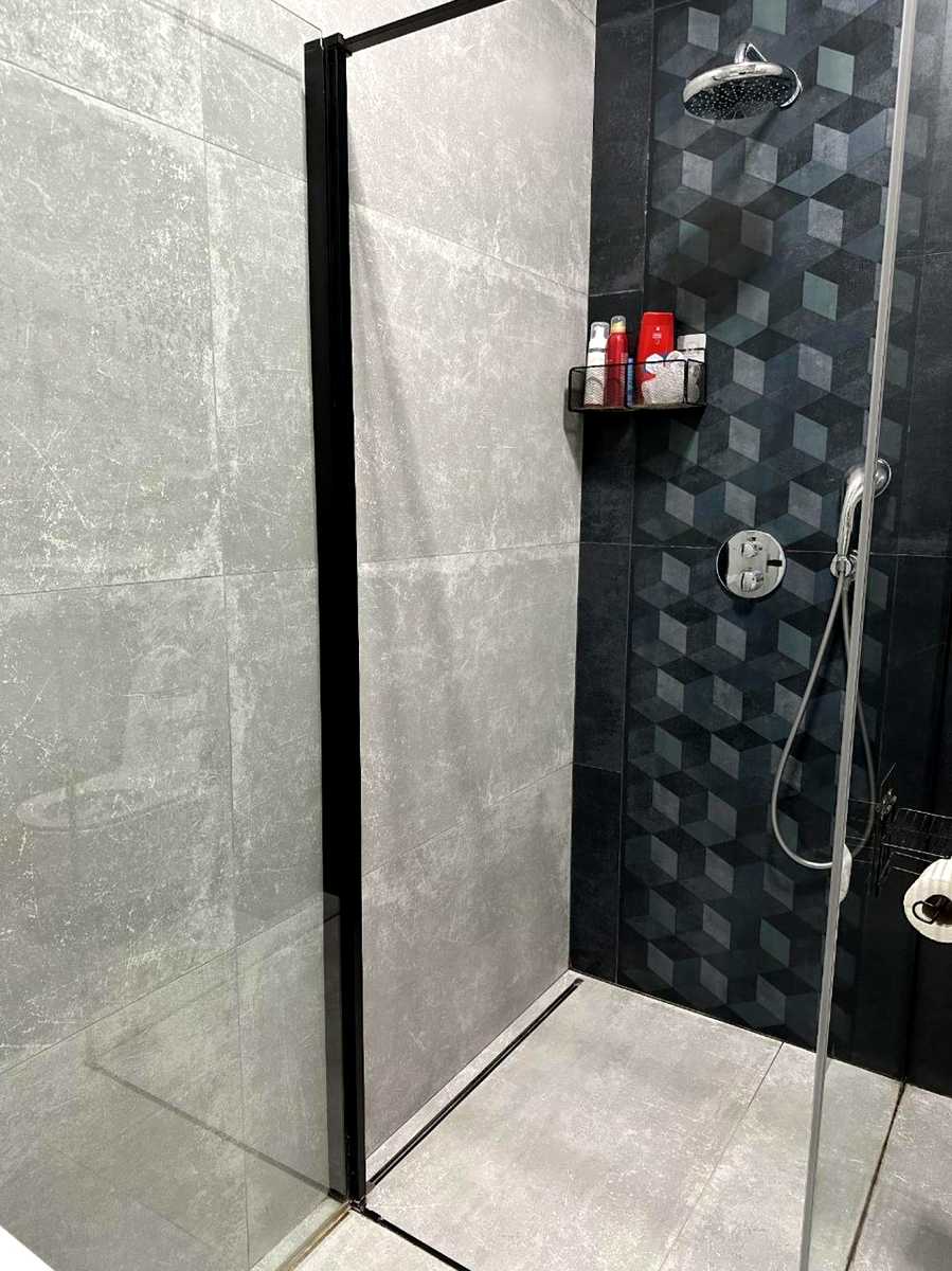 1872947896915514