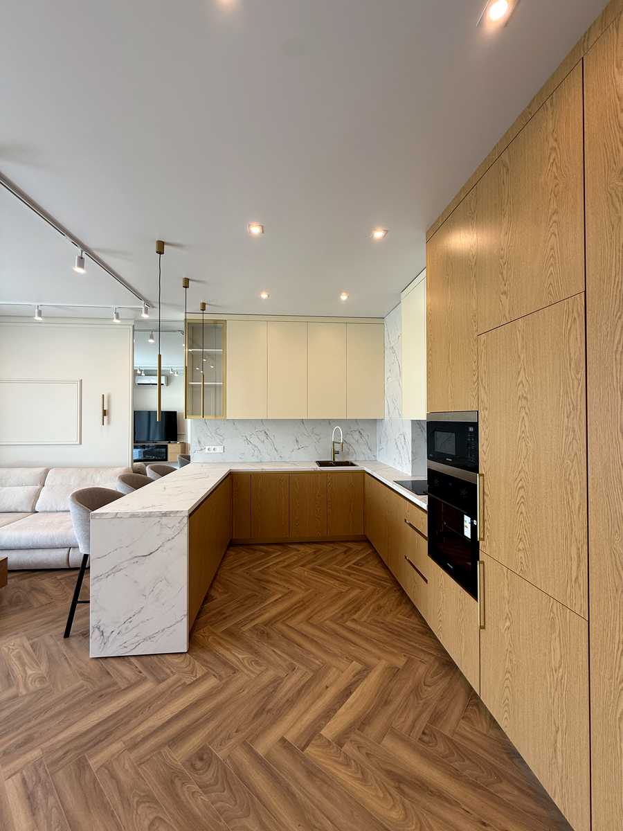 1872949789146382