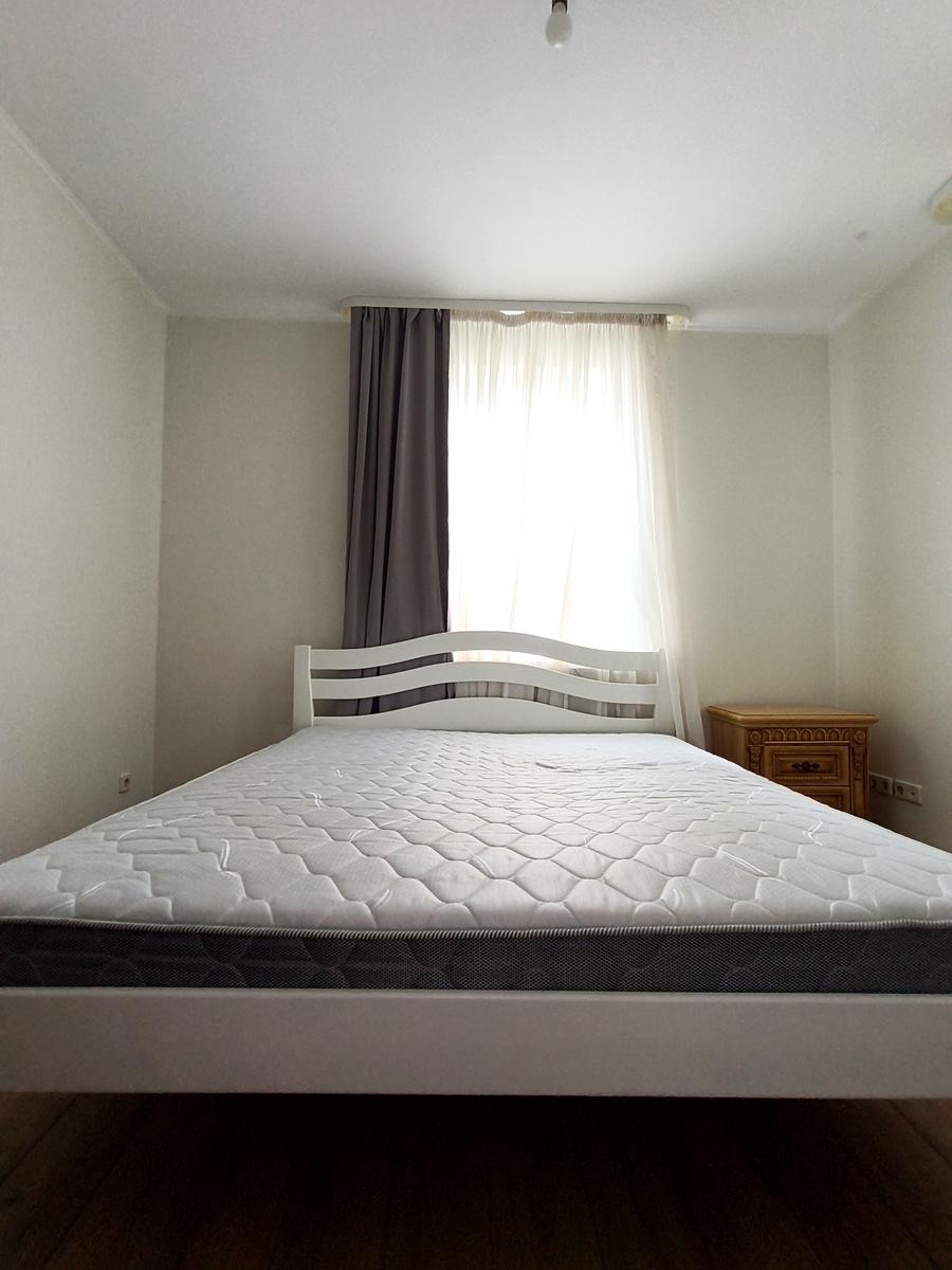 1872951284956292