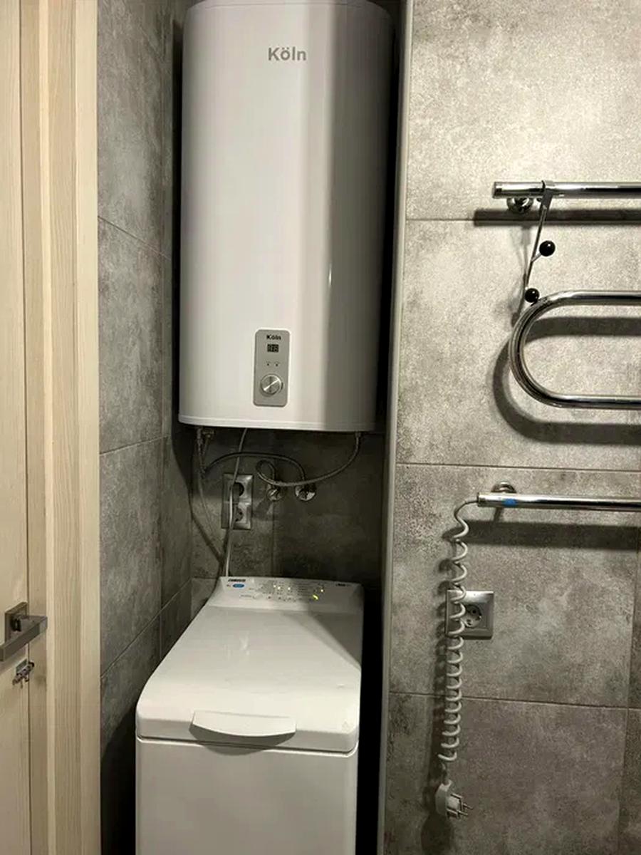 1872953022386846