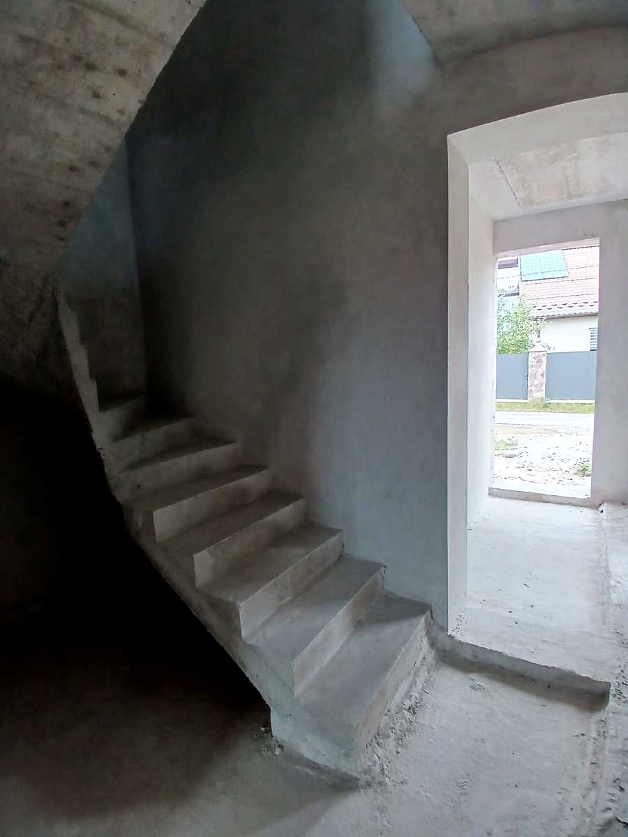 1872956307529890