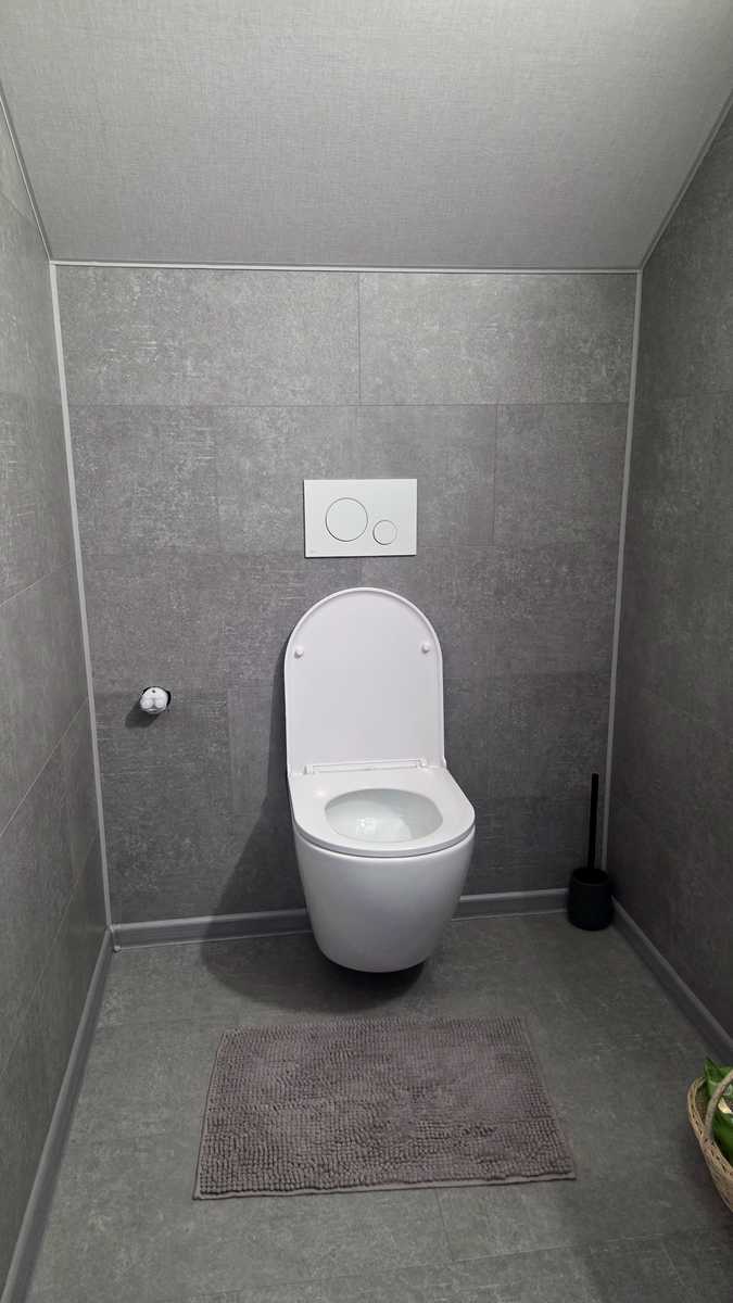 1872957848021124