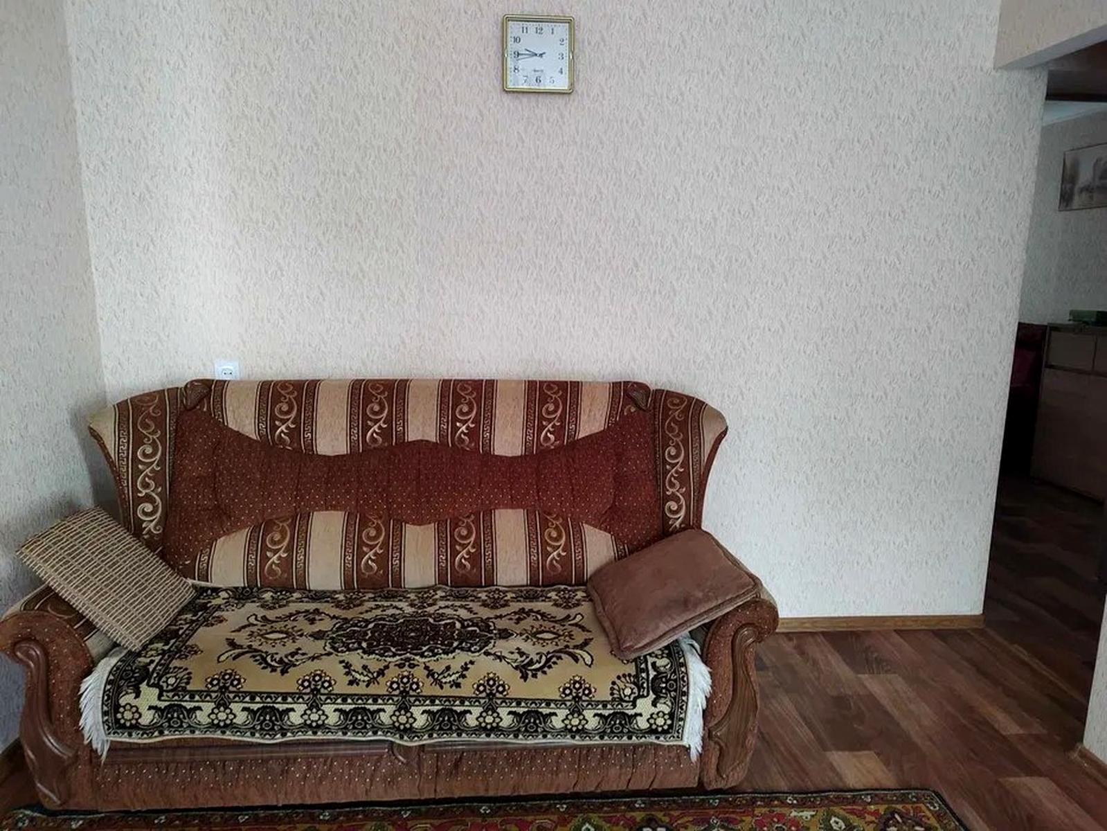 1872957904884742