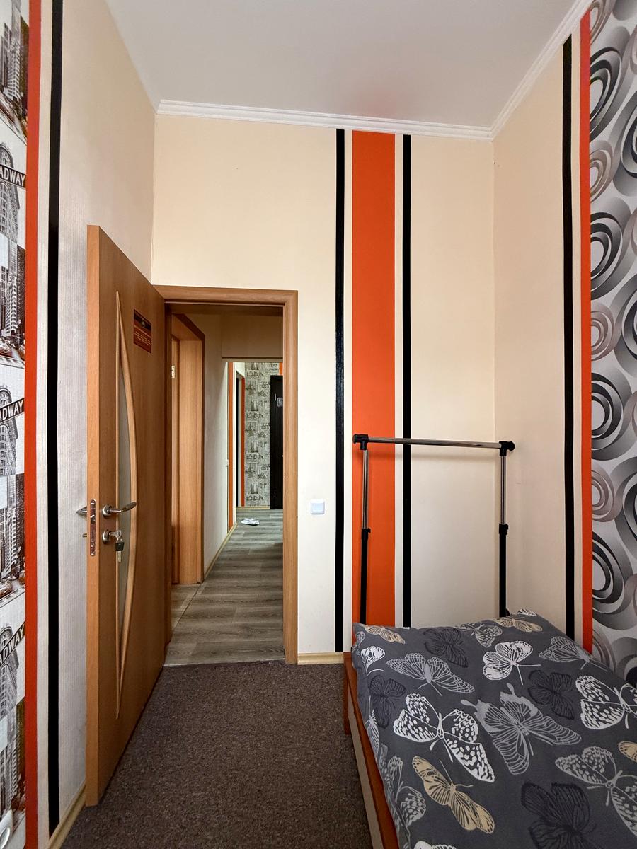 1872959303117417