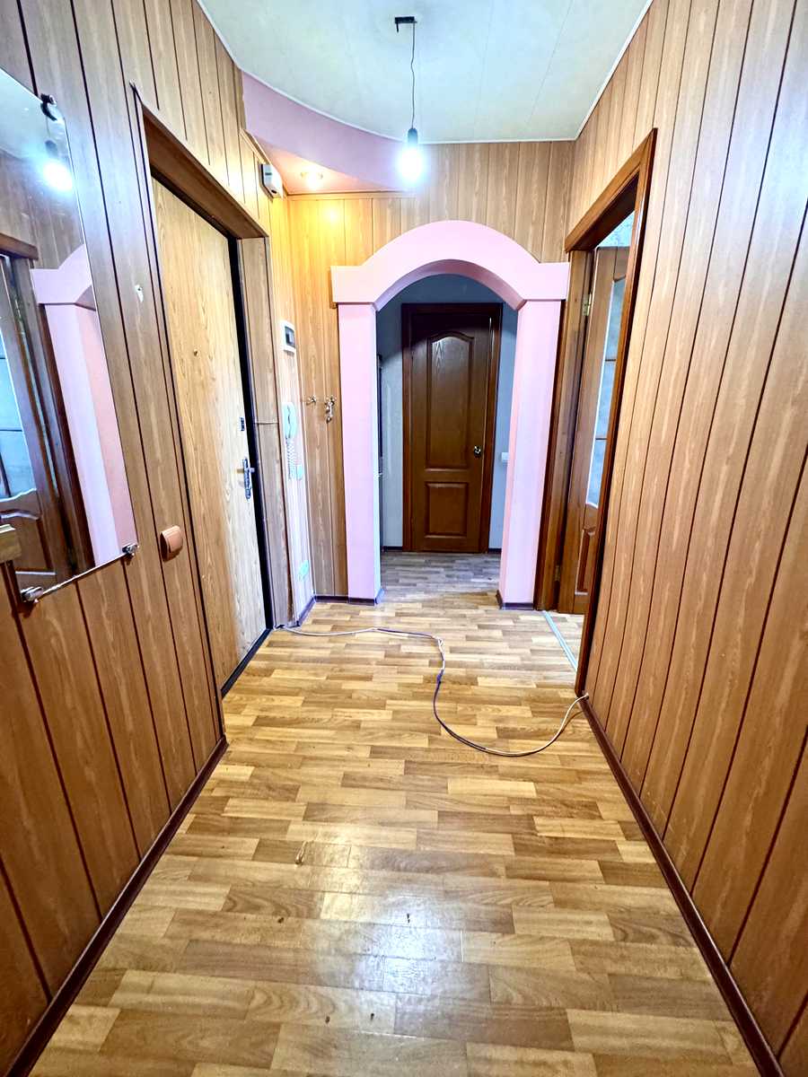 1872961561352400