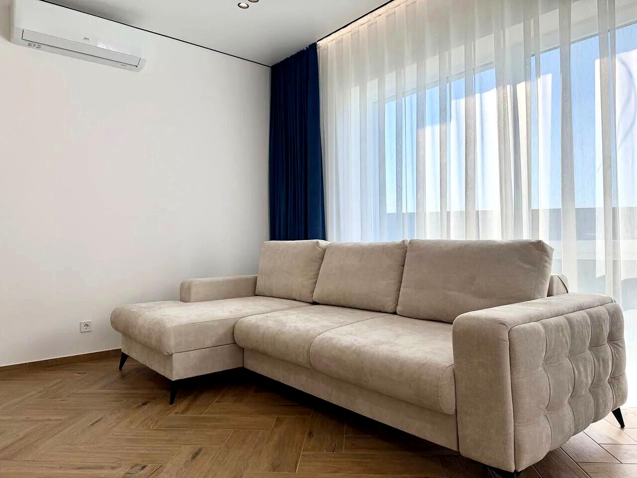 1872969280184700