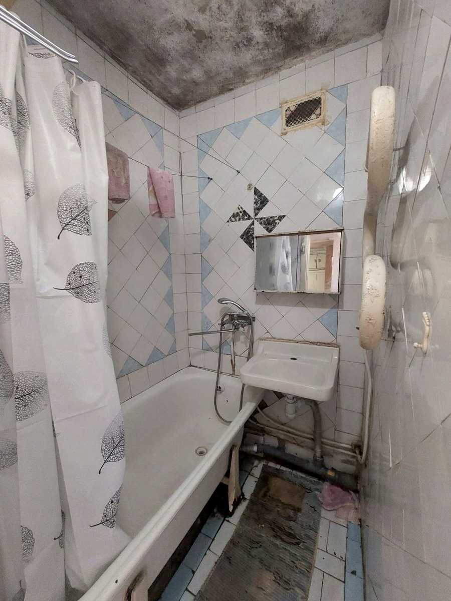 1872972390468250