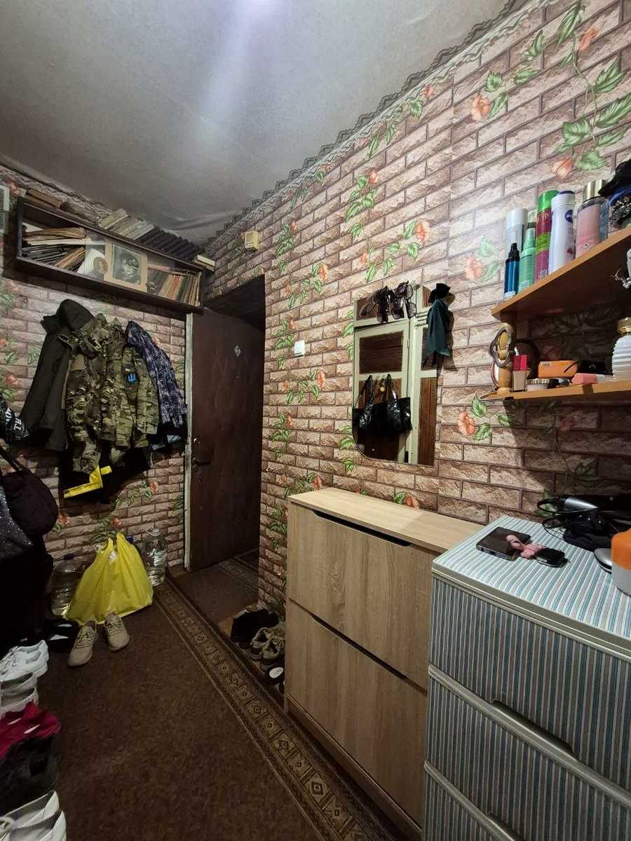 1872977503912506